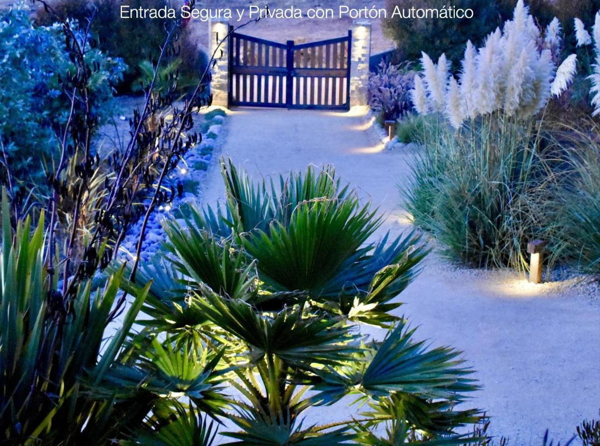 ---- Escapada De Lujo Para Dos ---- Casa Boutique Privada - Vistas Al Oceano - Parrilla Y Fogon En Quincho Privado - Insumos Desayuno - Tu Estadia Incluye Gratis 1 Sesion De Hidromasaje & Cromoterapia Bajo Las Estrellas En Jacuzzi Privado (Adults Onl Pichilemu Exterior foto